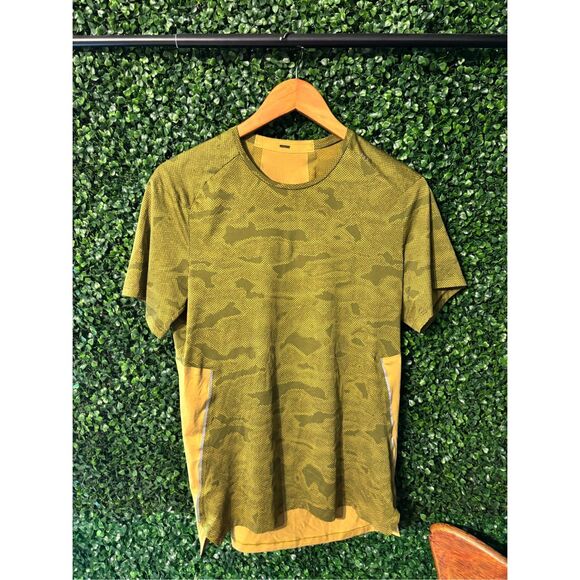 Men's Lululemon Fast Free Short Sleeve Shirt Small Chroma Camo Auric Green - Picture 1 of 4